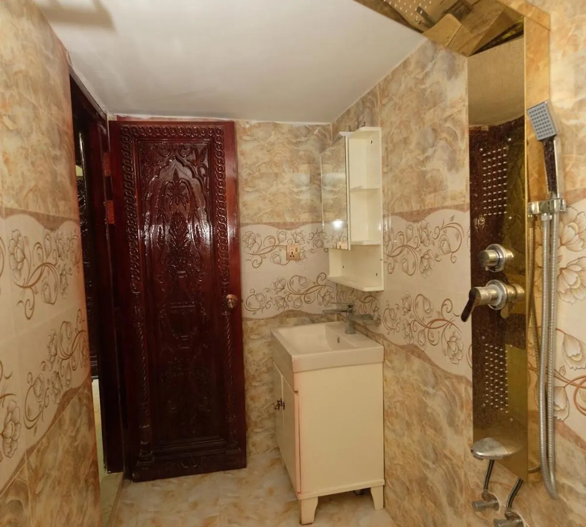 Appartamento Duplex Haven Luxurious Retreat Dhaka 0*,